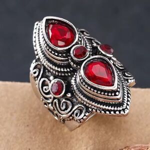Vintage silver Silver and Red Gemstone Ring